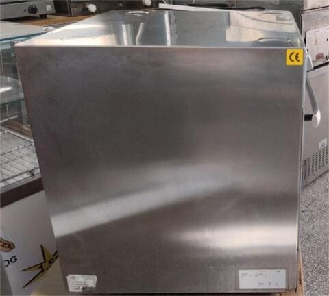 Φούρνος Κυκλοθερμικός Με Γκριλ 4 Θέσεων 42x37 ELECTROLUX Μεταχειρισμένος